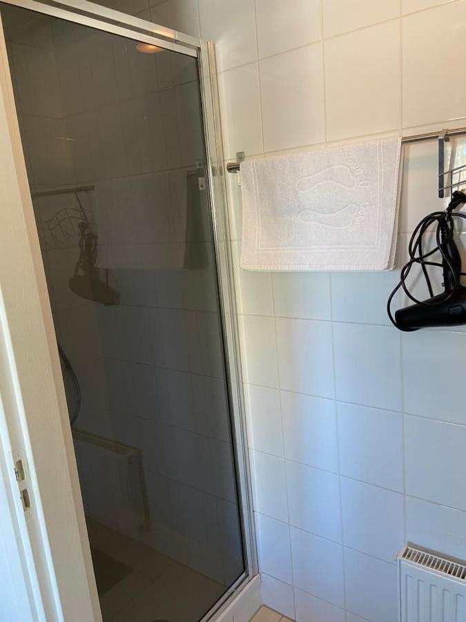 Guest House Open Doors Almere Bagian luar foto