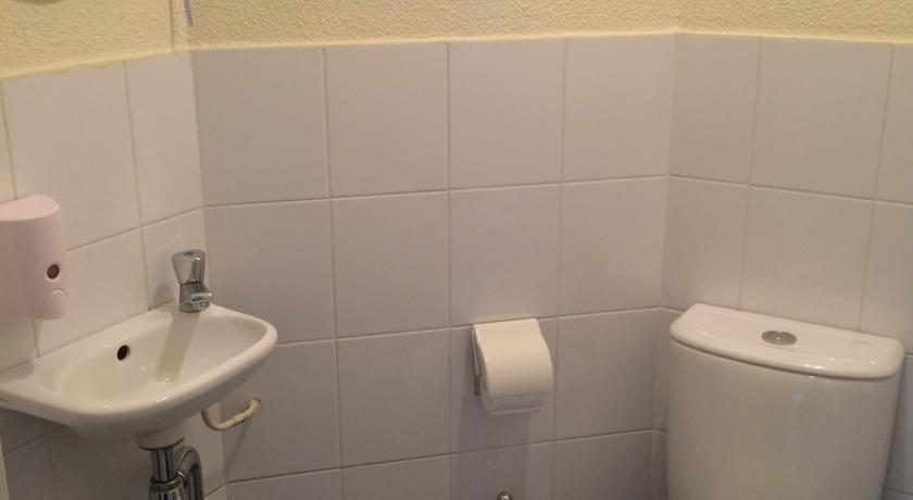 Guest House Open Doors Almere Bagian luar foto