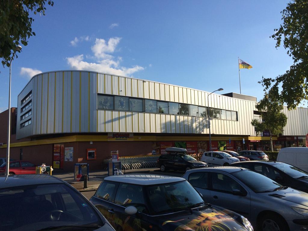 Guest House Open Doors Almere Bagian luar foto